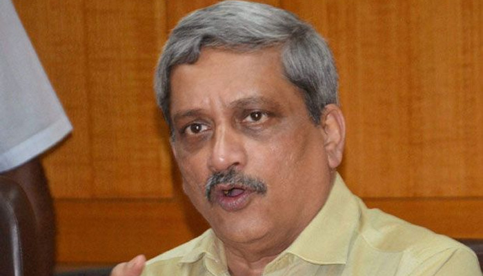 दिल्ली में मजाक करते हुए मुझे थोड़ा डर लगता है : पर्रिकर
