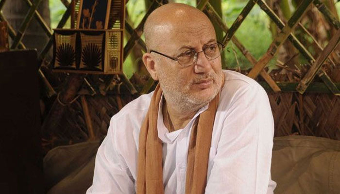 'भाई-भतीजावाद पर कुछ कहूंगा तो या तो करण के पक्ष में होगा या कंगना के' 'भाई-भतीजावाद पर कुछ कहूंगा तो या तो करण के पक्ष में होगा या कंगना के'