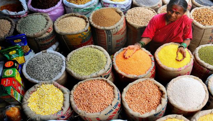 राजग के तीन साल: मोदी सरकार की महंगाई से जंग जारी, दालों की क़ीमत काबू में राजग के तीन साल: मोदी सरकार की महंगाई से जंग जारी, दालों की क़ीमत काबू में