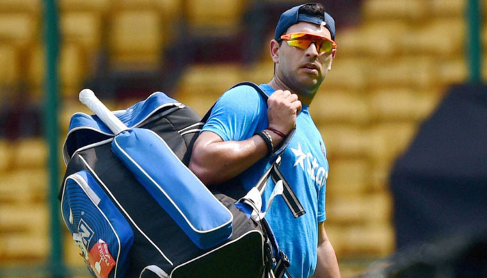 IND vs SL: वनडे टीम में युवराज का सेलेक्शन खतरे में, मनीष पांडे को मिल सकता है मौका IND vs SL: वनडे टीम में युवराज का सेलेक्शन खतरे में, मनीष पांडे को मिल सकता है मौका