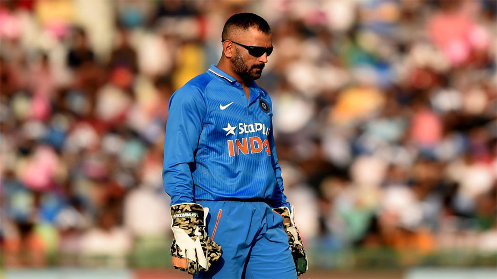 MS Dhoni crew cut MS Dhoni crew cut