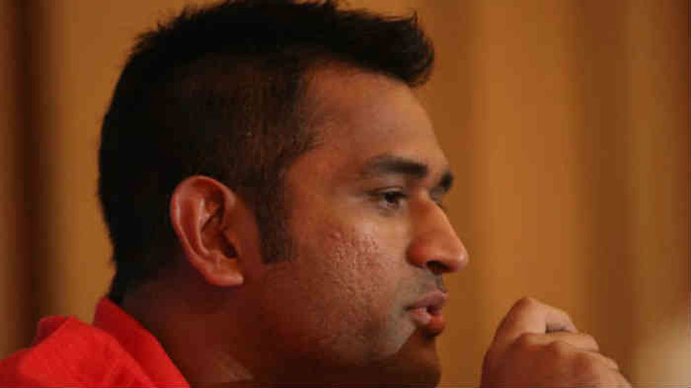 MS Dhoni simple look MS Dhoni simple look