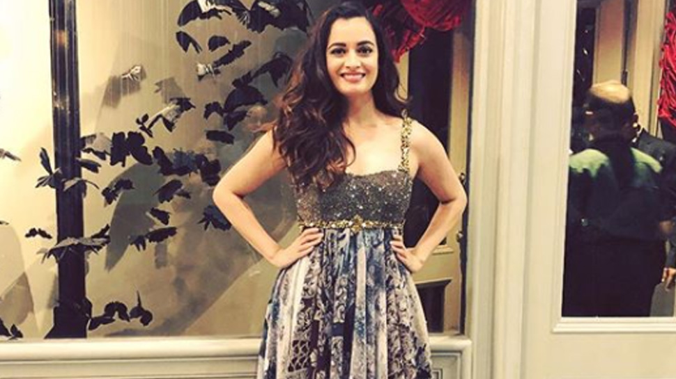 Dia Mirza reveals about sanitary napkins during periods Dia Mirza reveals about sanitary napkins during periods