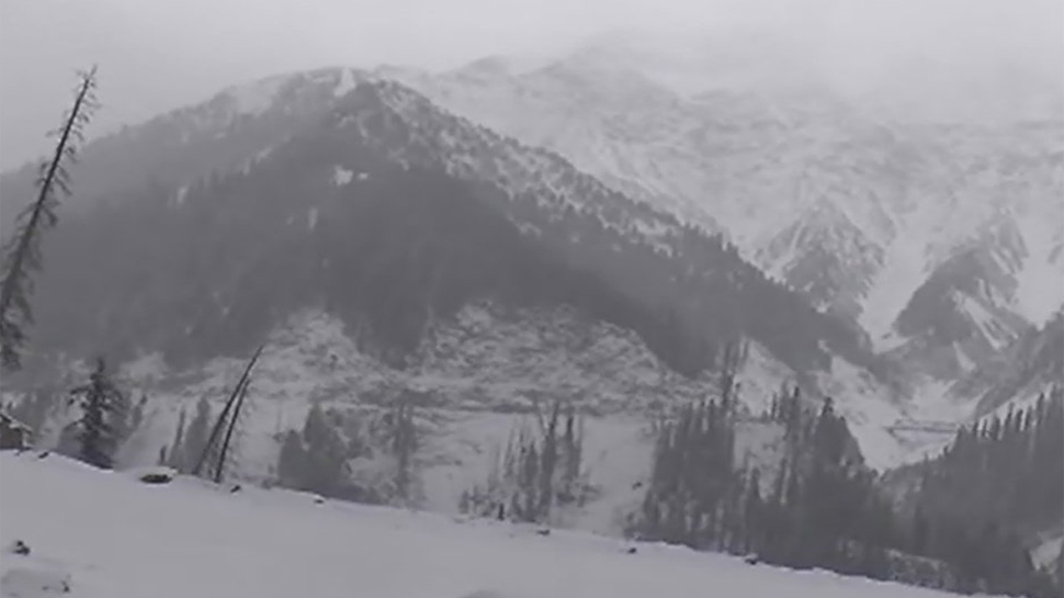 कश्मीर घाटी, बर्फ, जम्मू कश्मीरJammu Kashmir, Pir Panjal Range, Snowfall, Mughal road, Poonch district