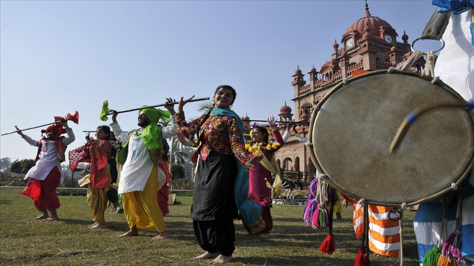 Lohri celebration 2018 photos in india