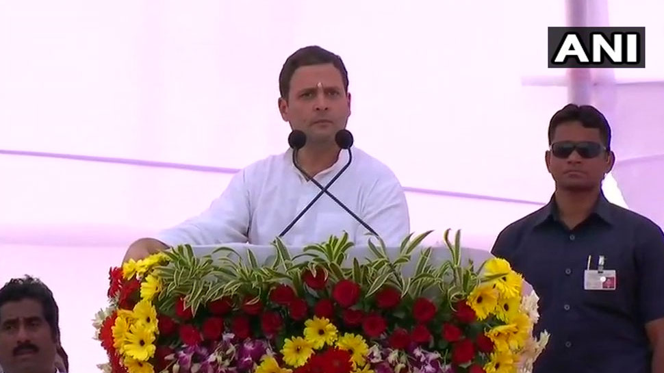 राहुल गांधी ने कहा- जम्मू कश्मीर में अवसरवादी गठबंधन के कारण सैनिकों का खून बह रहा है राहुल गांधी ने कहा- जम्मू कश्मीर में अवसरवादी गठबंधन के कारण सैनिकों का खून बह रहा है
