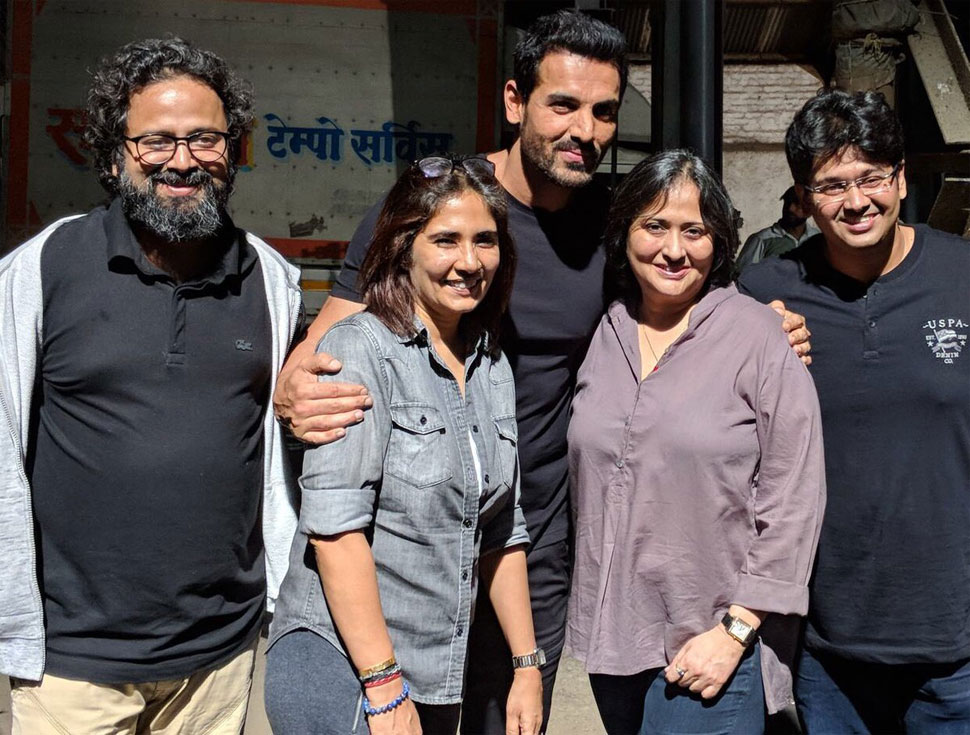 John Abraham, Aisha Sharma John Abraham, Aisha Sharma