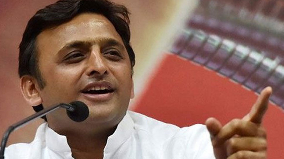 दूर हुए चाचा-भतीजे के गिले-शिकवे, 2022 में शिवपाल सिंह को राज्यसभा भेजेंगे अखिलेश यादव दूर हुए चाचा-भतीजे के गिले-शिकवे, 2022 में शिवपाल सिंह को राज्यसभा भेजेंगे अखिलेश यादव