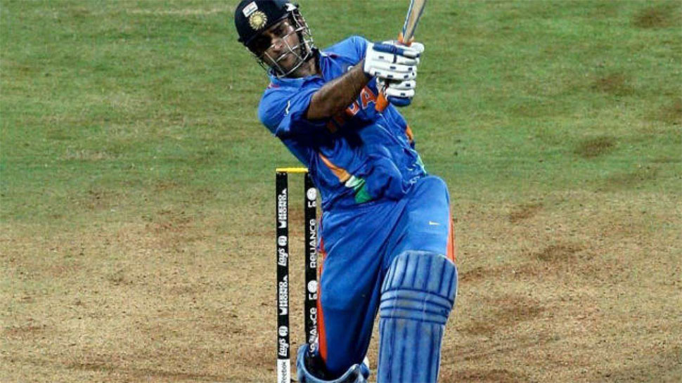 2 April 2011, India lift the World Cup,