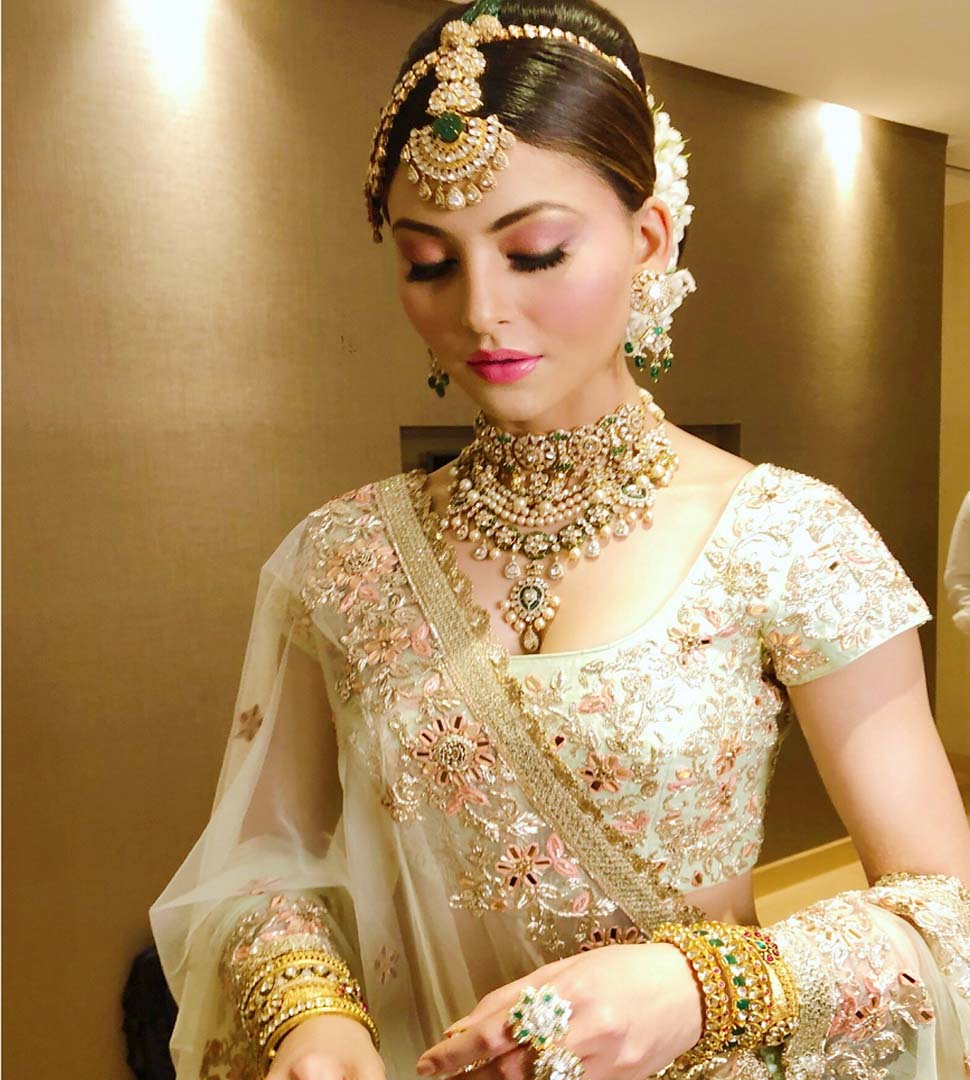 Pick Urvashi Routela's bridal look and make marriage memorable one.