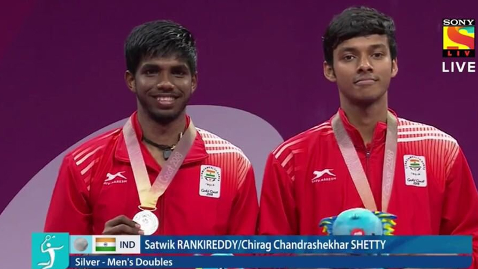 CWG 2018 : सात्विक-चिराग ने बैडमिंटन डबल्स में देश को दिलाया पहली बार सिल्वर CWG 2018 : सात्विक-चिराग ने बैडमिंटन डबल्स में देश को दिलाया पहली बार सिल्वर