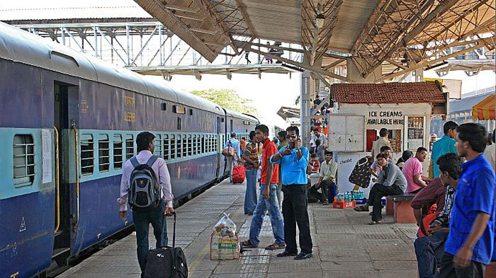 Railway के 90 हजार पदों पर आवेदन करने वालों के लिए बड़ी खुशखबरी Railway के 90 हजार पदों पर आवेदन करने वालों के लिए बड़ी खुशखबरी