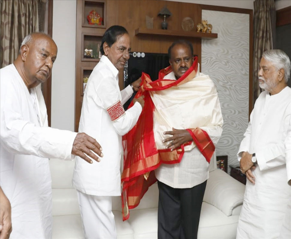 HD Kumaraswamy oath as Chief Minister of Karnataka today celebrations in Bengaluru