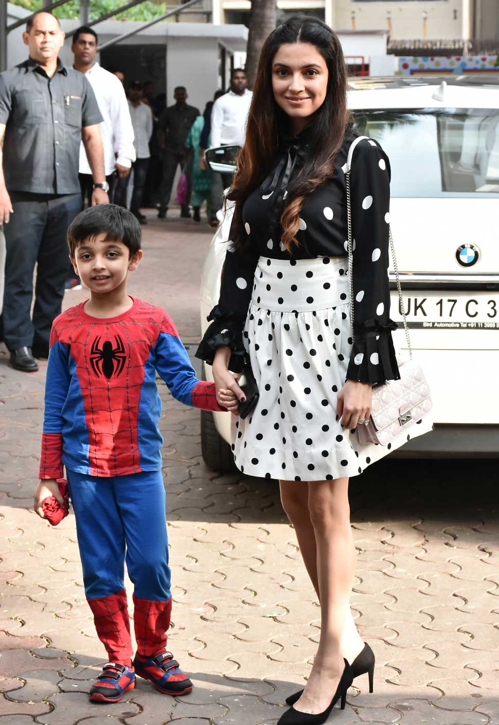 Aishwarya Rai Bachchan with Daughter attends Shilpa Shetty's son's birthday Party