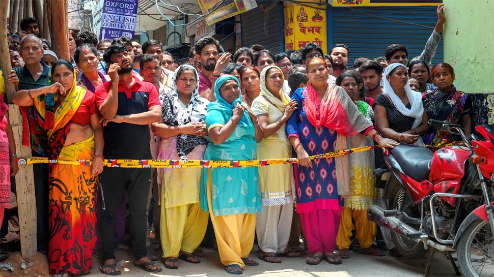 à¤¬à¥à¤°à¤¾à¤¡à¤¼à¥ à¤à¥à¤¸ : à¤®à¤°à¤¨à¥ à¤à¥ à¤¬à¤¾à¤¦ à¤­à¥ à¤à¤¿à¤à¤¦à¤¾ à¤°à¤¹à¥à¤à¤à¥ à¤µà¥ 11, à¤à¤ªà¤¨à¥ à¤¹à¥ à¤à¤à¤à¥à¤ à¤¸à¥ à¤¦à¥à¤¨à¤¿à¤¯à¤¾ à¤¦à¥à¤à¥à¤à¤¾ à¤ªà¥à¤°à¤¾ à¤ªà¤°à¤¿à¤µà¤¾à¤°