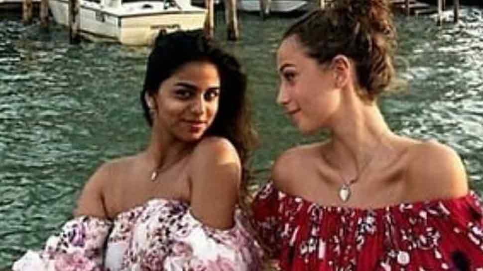 suhana khan holidaying in venice with friends
