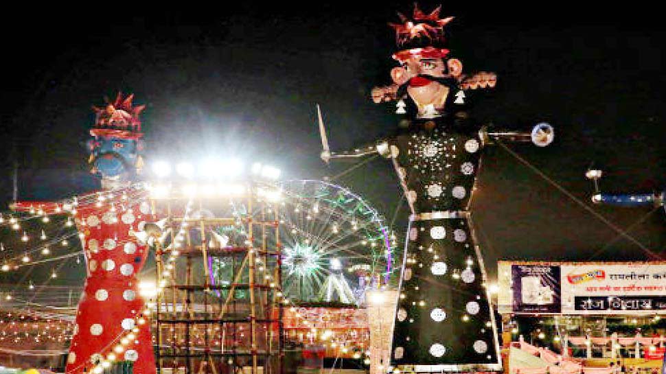 रावण की पूरे शहर में आरती होती है Ravana is worshipped Dussehra 2018