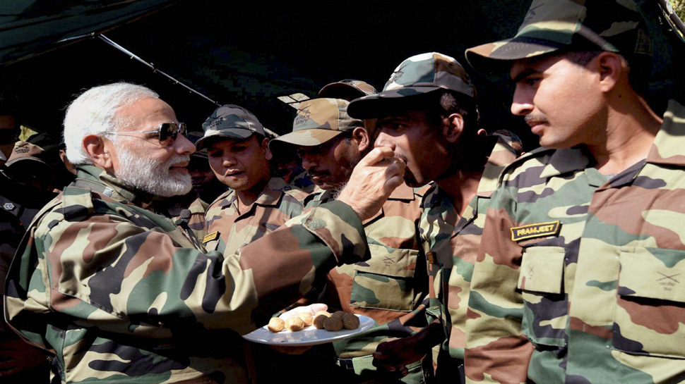 पीएम मोदी दिवाली इंडियन आर्मी