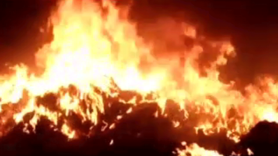 यूपी में आग का कहर, इन तीन जिलों में आग बनी आफत