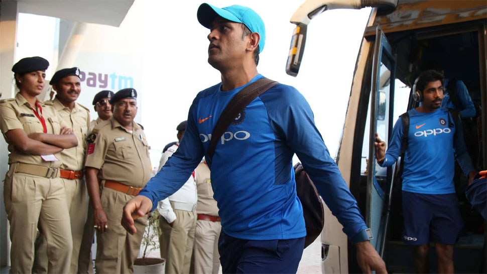 dhoni