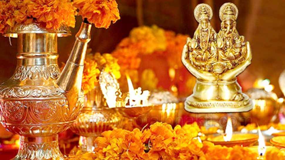 dhanteras 2018 today know the shubh muhurat of puja and shopping