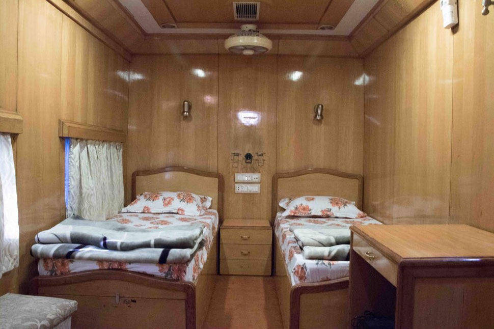 Indian Railways, railway, railway luxury coach, IRCTC, Saloon Car, Saloon Coach, Jammu Mail