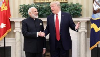 LIVE अपडेट्स: PM मोदी ने कहा-भारत और अमेरिका `ग्लोबल इंजन ऑफ ग्रोथ`, ट्रंप बोले-आतंकवाद का मिलकर करेंगे खात्मा LIVE अपडेट्स: PM मोदी ने कहा-भारत और अमेरिका `ग्लोबल इंजन ऑफ ग्रोथ`, ट्रंप बोले-आतंकवाद का मिलकर करेंगे खात्मा
