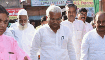 लालू के करीबी भोला यादव के खिलाफ कोर्ट ने जारी किया गिरफ्तारी वारंट लालू के करीबी भोला यादव के खिलाफ कोर्ट ने जारी किया गिरफ्तारी वारंट