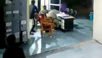 मध्यप्रदेशः थाने के अंदर कैदी ने किया था कुदाल से हमला, घायल पुलिसकर्मी की मौत मध्यप्रदेशः थाने के अंदर कैदी ने किया था कुदाल से हमला, घायल पुलिसकर्मी की मौत