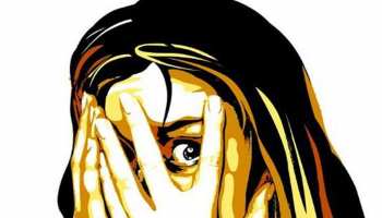 यूपी की पूर्व मंत्री संगीता यादव संदिग्ध परिस्थितियों में जलीं, सास-ससुर पर लगाया आरोप यूपी की पूर्व मंत्री संगीता यादव संदिग्ध परिस्थितियों में जलीं, सास-ससुर पर लगाया आरोप