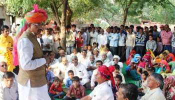 इस राज्य में 12 हजार कर्मचारियों ने दी सरकार को चेतावनी, मांगे नहीं मानी तो एक साथ देंगे इस्तीफा इस राज्य में 12 हजार कर्मचारियों ने दी सरकार को चेतावनी, मांगे नहीं मानी तो एक साथ देंगे इस्तीफा