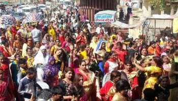 क्षेत्राधिकार को लेकर किन्नरों के बीच बढ़ा विवाद, मामला पहुंचा थाने क्षेत्राधिकार को लेकर किन्नरों के बीच बढ़ा विवाद, मामला पहुंचा थाने