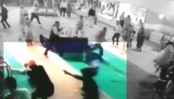 VIDEO : इलाहाबाद के दुर्गा पंडाल में हुआ मर्डर, हिस्ट्रीशीटर को गोलियों से भूना और हो गए फरार VIDEO : इलाहाबाद के दुर्गा पंडाल में हुआ मर्डर, हिस्ट्रीशीटर को गोलियों से भूना और हो गए फरार