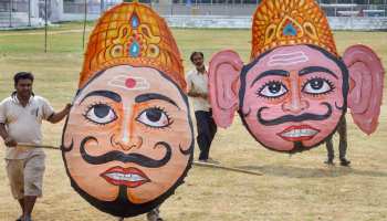 राजस्थान विधानसभा चुनाव : रावण के साथ-साथ मंदोदरी, विभीषण और कुंभकरण भी शामिल हैं वोट डालने वालों में राजस्थान विधानसभा चुनाव : रावण के साथ-साथ मंदोदरी, विभीषण और कुंभकरण भी शामिल हैं वोट डालने वालों में