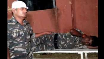 पलामू: मूर्ति विर्सजन में झड़प के दौरान पुलिस जवान सहित 11 लोग घायल, 10 वाहन फूंके पलामू: मूर्ति विर्सजन में झड़प के दौरान पुलिस जवान सहित 11 लोग घायल, 10 वाहन फूंके