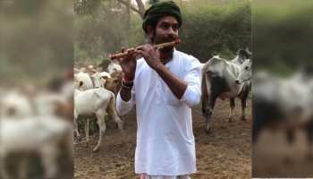 भगवान 'शिव' के बाद 'कृष्ण' अवतार में दिखे लालू के लाल तेज प्रताप, सोशल मीडिया पर हुए हिट भगवान 'शिव' के बाद 'कृष्ण' अवतार में दिखे लालू के लाल तेज प्रताप, सोशल मीडिया पर हुए हिट