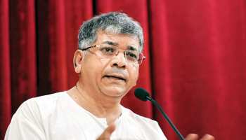 "आम्बेडकर नगर" में 15 साल बाद भी जनता की जुबान पर "महू": प्रकाश आंबेडकर "आम्बेडकर नगर" में 15 साल बाद भी जनता की जुबान पर "महू": प्रकाश आंबेडकर