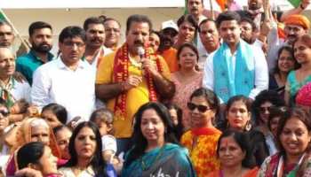 जालोर की सीट पर टिकट की मांग को लेकर घमासान, महिलाओं ने भी पेश की दावेदारी जालोर की सीट पर टिकट की मांग को लेकर घमासान, महिलाओं ने भी पेश की दावेदारी