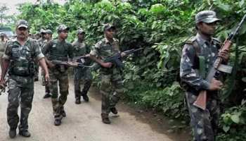 नक्सलियों के खिलाफ CRPF ने बनाया 'कैप्सूल कोर्स' नाम का खास प्लान नक्सलियों के खिलाफ CRPF ने बनाया 'कैप्सूल कोर्स' नाम का खास प्लान