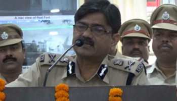 दरभंगा: ट्रेन में महिला की हत्या मामले में आरपीएफ डीजी ने किया सुरक्षा बल का बचाव दरभंगा: ट्रेन में महिला की हत्या मामले में आरपीएफ डीजी ने किया सुरक्षा बल का बचाव