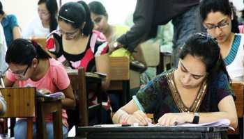 UP TET 2018: 18 लाख अभ्यर्थी दे रहे परीक्षा, अलीगढ़ से पकड़ा गया एक सॉल्वर UP TET 2018: 18 लाख अभ्यर्थी दे रहे परीक्षा, अलीगढ़ से पकड़ा गया एक सॉल्वर