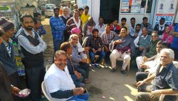 राजस्थान: मतदान के बाद सियासत छोड़ रिलैक्स मूड में नजर आए नेता जी राजस्थान: मतदान के बाद सियासत छोड़ रिलैक्स मूड में नजर आए नेता जी