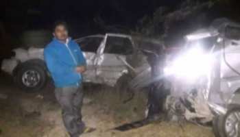उन्नाव में दर्दनाक हादसा, दो गाड़ियों की भिड़ंत में चार लोगों की मौत उन्नाव में दर्दनाक हादसा, दो गाड़ियों की भिड़ंत में चार लोगों की मौत