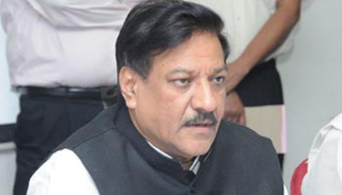चव्हाण का पीएम के समारोह के बहिष्कार का फैसला ‘दुर्भाग्यपूर्ण’: बीजेपी चव्हाण का पीएम के समारोह के बहिष्कार का फैसला ‘दुर्भाग्यपूर्ण’: बीजेपी