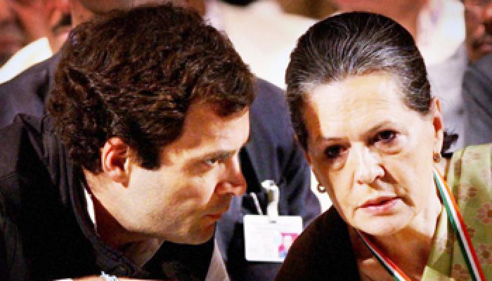 'बड़े बदलाव' की कांग्रेसी रणनीति! 'बड़े बदलाव' की कांग्रेसी रणनीति!