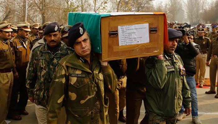 सुकमा मुठभेड़ : CRPF कॉन्सटेबल की सात घंटे तक खून बहने के बाद मौत हुई सुकमा मुठभेड़ : CRPF कॉन्सटेबल की सात घंटे तक खून बहने के बाद मौत हुई