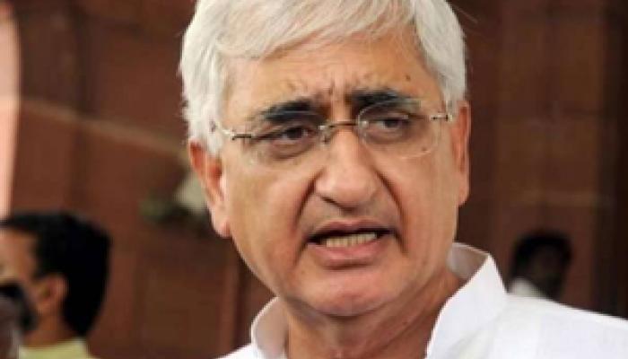 मोदी को स्वीकार करना चाहिए कि वह मजबूत नहीं हैं : खुर्शीद मोदी को स्वीकार करना चाहिए कि वह मजबूत नहीं हैं : खुर्शीद