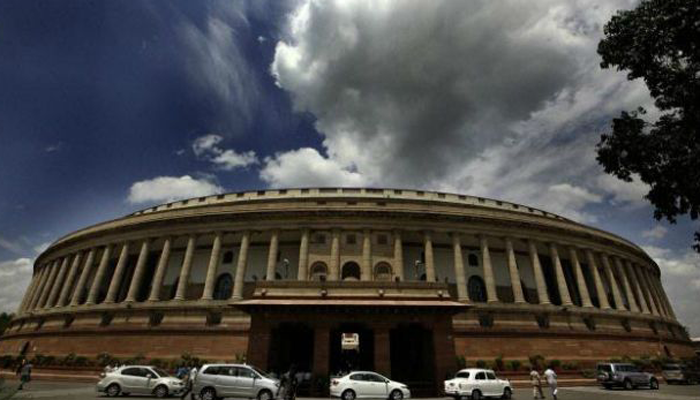 GST बिल पर लोकसभा में चर्चा आज, तृणमूल के समर्थन से सरकार को राहत, विपक्ष अड़ा GST बिल पर लोकसभा में चर्चा आज, तृणमूल के समर्थन से सरकार को राहत, विपक्ष अड़ा