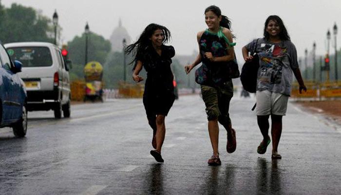 देश के उत्तरी हिस्से में बारिश से मौसम हुआ खुशनुमा, भीषण गर्मी से मिली राहत देश के उत्तरी हिस्से में बारिश से मौसम हुआ खुशनुमा, भीषण गर्मी से मिली राहत