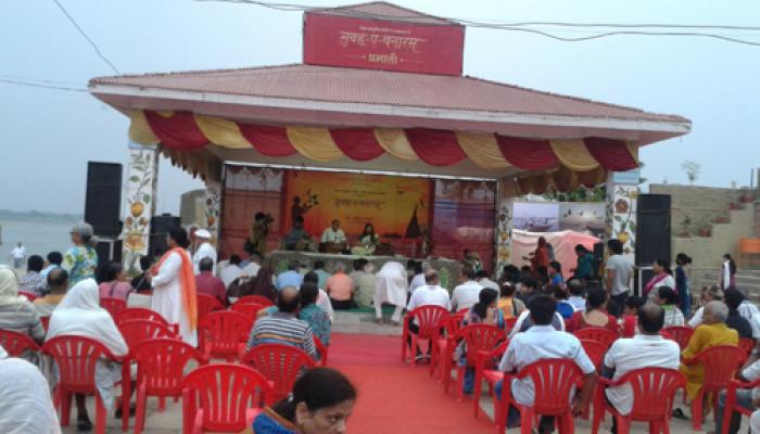 अस्सी पर ‘सुबह-ए-बनारस’ अस्सी पर ‘सुबह-ए-बनारस’